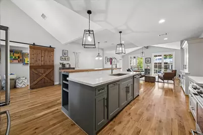 729 Sue Barnett Drive, Houston, TX 77018 - Photo 22