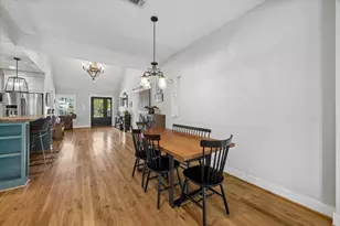 729 Sue Barnett Dr, Houston, TX 77018 - Photo 14