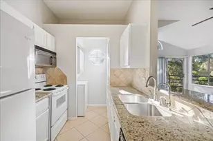 3317 Golden Trails Dr, Kingwood, TX 77345 - Photo 8