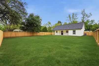 205 Spruce, Daisetta, TX 77533 - Photo 30