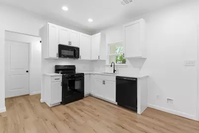 205 Spruce, Daisetta, TX 77533 - Photo 10