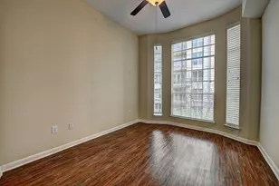 1901 Post Oak Park Dr, Houston, TX 77027 - Photo 4