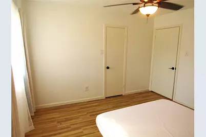 13526 Brook Hollow Drive, Sugar Land, TX 77498 - Photo 14