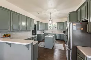 7630 Savannah Plantation Dr, Rosharon, TX 77583 - Photo 4