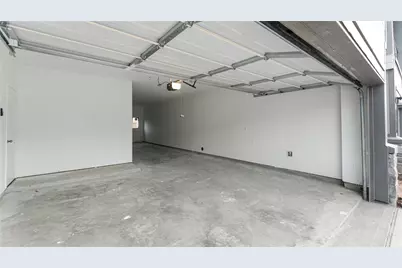14970 Eagle Feather Drive, Houston, TX 77090 - Photo 26