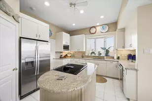 9303 Teichman Rd, Galveston, TX 77554 - Photo 10