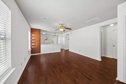 19007 Remington Park Dr, Houston, TX 77073 - Photo 6