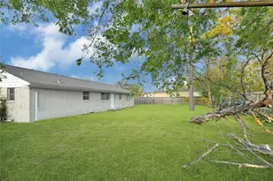 7954 Booker St, Houston, TX 77028 - Photo 4