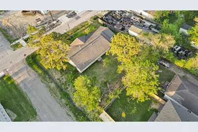7954 Booker St, Houston, TX 77028 - Photo 12