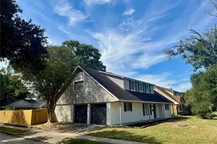 2718 Peach Ln, Pasadena, TX 77502 - Photo 1