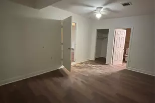 10010 Cathedral Dr, Houston, TX 77051 - Photo 18