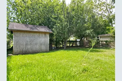 1003 W Hart Avenue, Pasadena, TX 77506 - Photo 22