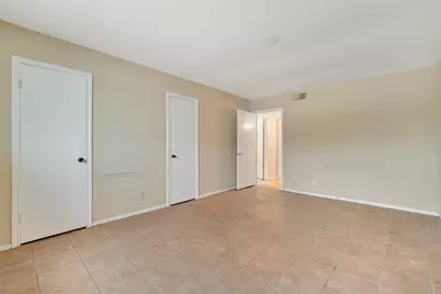 11550 Chimney Rock Road #324, Houston, TX 77035 - Photo 18