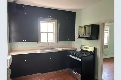 4725 Avenue R 1/2, Galveston, TX 77551 - Photo 2