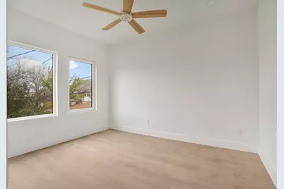 2419 Rosewood Street, Houston, TX 77004 - Photo 10