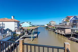 127 Port St, San Leon, TX 77539 - Photo 46