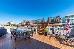 127 Port St, San Leon, TX 77539 - Photo 40