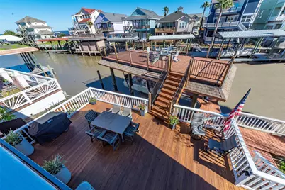 127 Port Street, San Leon, TX 77539 - Photo 12