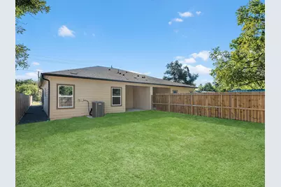 8709 Wheatley Street, Houston, TX 77088 - Photo 14