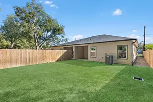 8709 Wheatley St, Houston, TX 77088 - Photo 14