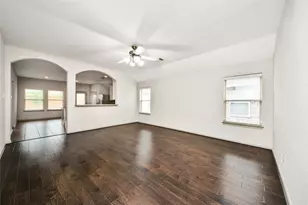 26131 Travis Brook Dr, Richmond, TX 77406 - Photo 4