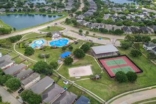 26131 Travis Brook Dr, Richmond, TX 77406 - Photo 18