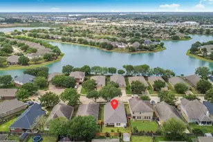 26131 Travis Brook Dr, Richmond, TX 77406 - Photo 2