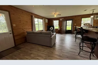 215 Weldon, Livingston, TX 77351 - Photo 8