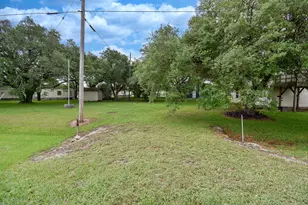 225 Swallow Dr, Palacios, TX 77465 - Photo 42