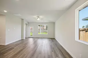 12014 Meandering Strm Dr, Baytown, TX 77523 - Photo 4