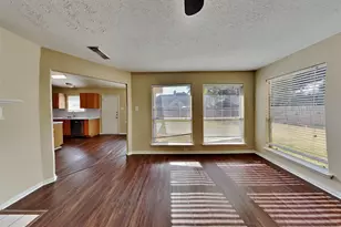 2908 Cambridge Circus, Pearland, TX 77581 - Photo 4