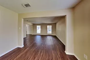 2908 Cambridge Circus, Pearland, TX 77581 - Photo 10