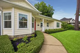 1842 Hewitt Dr, Houston, TX 77018 - Photo 2