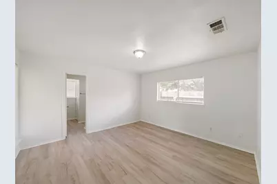 8743 Yvonne Drive, Houston, TX 77044 - Photo 22