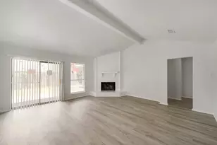 8743 Yvonne Dr, Houston, TX 77044 - Photo 6