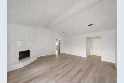 8743 Yvonne Drive, Houston, TX 77044 - Photo 8