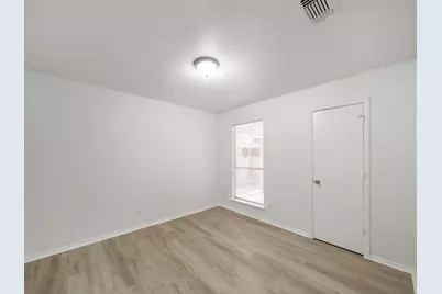 8743 Yvonne Drive, Houston, TX 77044 - Photo 16