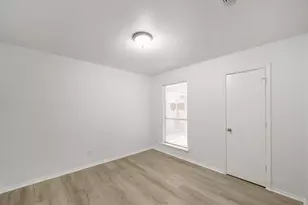8743 Yvonne Dr, Houston, TX 77044 - Photo 16