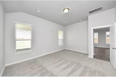 11923 Royal Willow Lane, Houston, TX 77066 - Photo 18