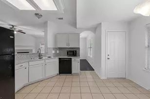 123 Willoughby Ct, Richmond, TX 77469 - Photo 6