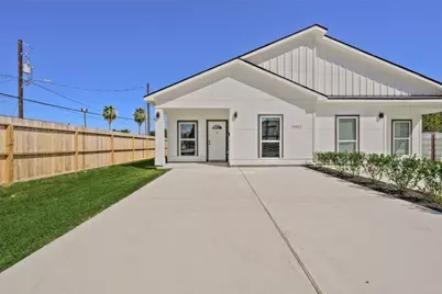 9301 E Avenue L #B, Houston, TX 77012 - Photo 6