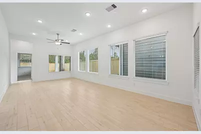 26241 E Outrider Banks Circle, Montgomery, TX 77316 - Photo 14