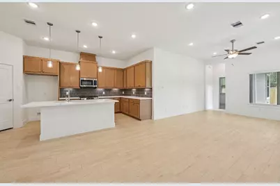 26241 E Outrider Banks Circle, Montgomery, TX 77316 - Photo 12