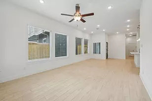 26241 E Outrider Banks Cir, Montgomery, TX 77316 - Photo 16
