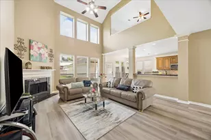 2614 Cezanne Cir, Missouri City, TX 77459 - Photo 2