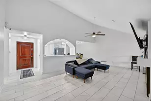 11230 Bandlon Dr, Houston, TX 77072 - Photo 2