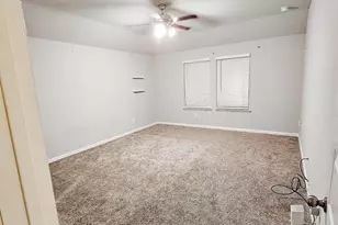 13114 Leisure Cove Dr, Texas City, TX 77568 - Photo 12