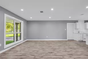 6930 Neff St, Houston, TX 77074 - Photo 10