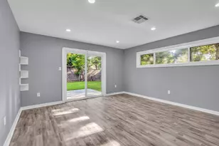 6930 Neff St, Houston, TX 77074 - Photo 6