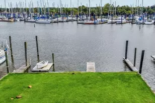 403 W Shore Dr, Clear Lake Shores, TX 77565 - Photo 6